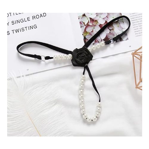 Fekete gyöngyös kis virággal tanga méret nélküli