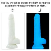 Lovetoy fluoreszkáló dildó 8"